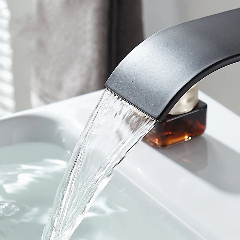 Mitigeur Cascade Design en Acier Inoxydable - Robinet de Lavabo